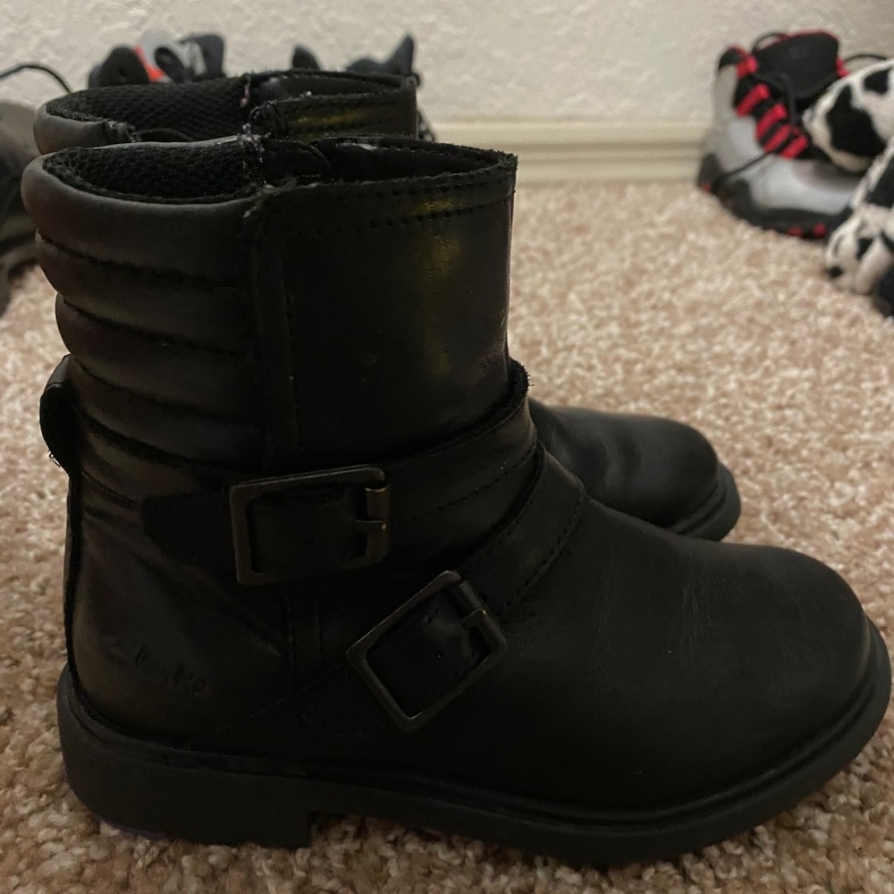 Toddlers boots can dress up or dress down.